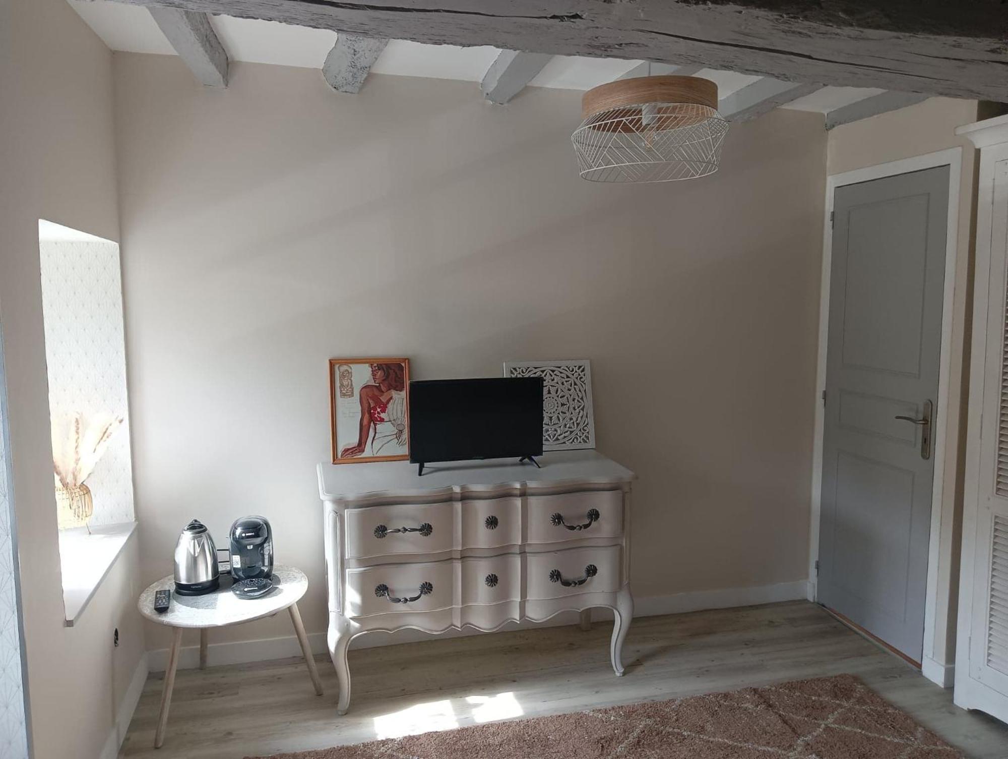 Chambre D'Hote Familiale De La Maison Bleue Lanvallay Экстерьер фото